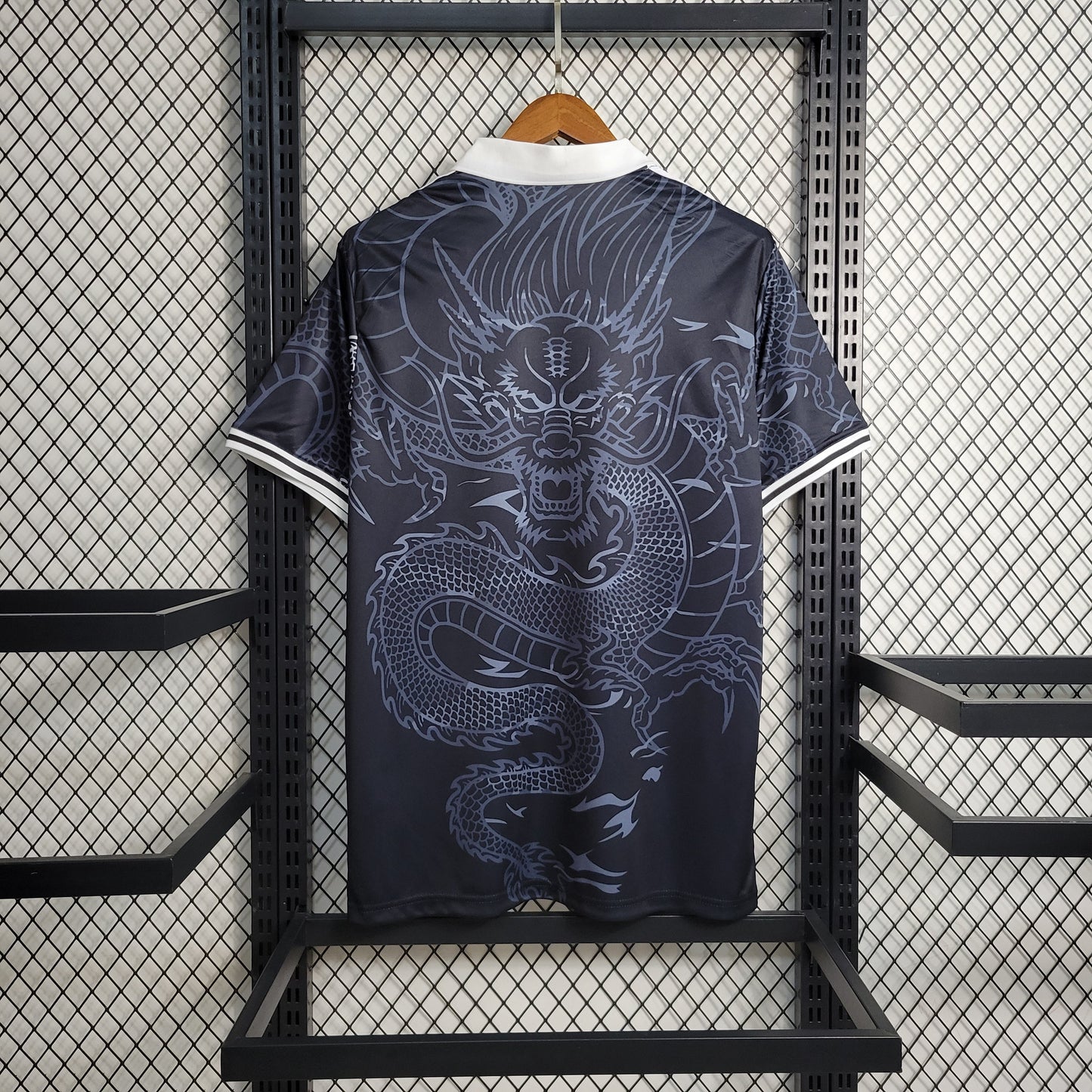 Camisa Real Madrid Black Edição Especial 23/24 - Versão Torcedor
